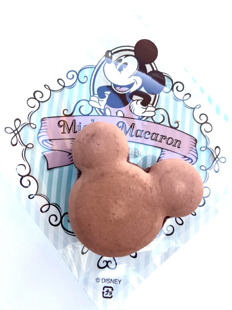 東京ディズニーランド「エッグ&シュリンプ」で食べられるミッキーマカロン