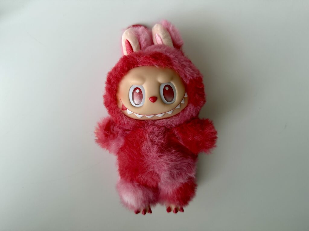 POP MART Labubu Big Into Energy LOVE 赤 フィギュア