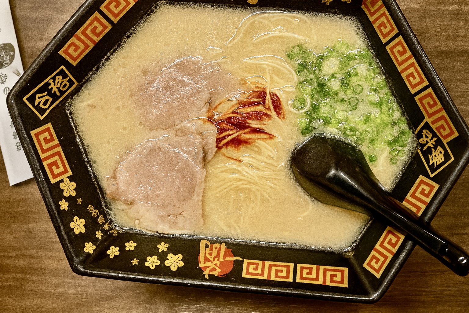 マリンワールドや福岡グルメのイメージ