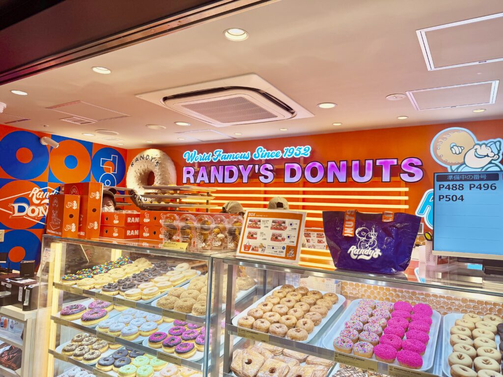 ランディーズドーナツ 店内 東京店舗