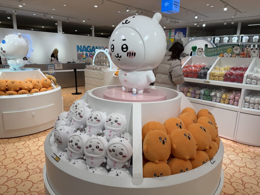 ナガノマーケット銀座 ちいかわ ぬいぐるみ 売り場