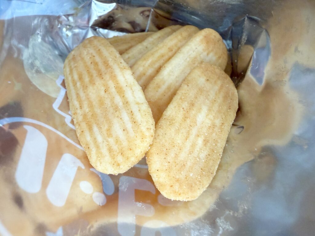 ハッピーターン 島とうがらし味 中身 ピリ辛せんべい