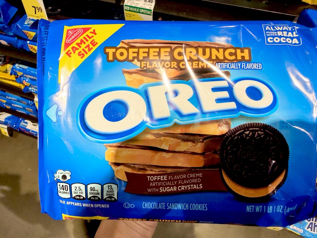 オレオ トフィークランチ味 ファミリーサイズ パッケージ 海外限定フレーバー